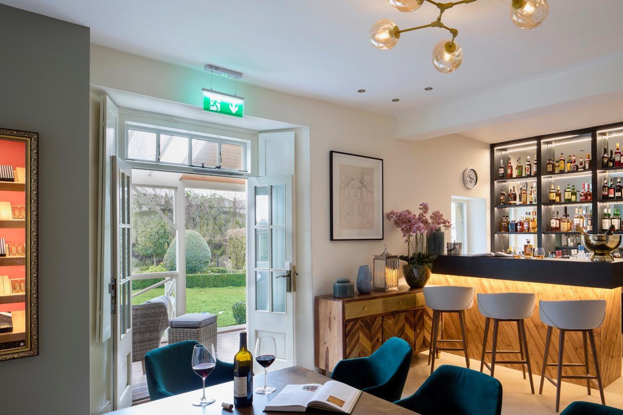 Crestow House Hotel Luaran gambar