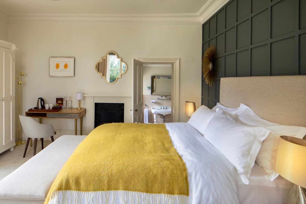 Crestow House Hotel Luaran gambar